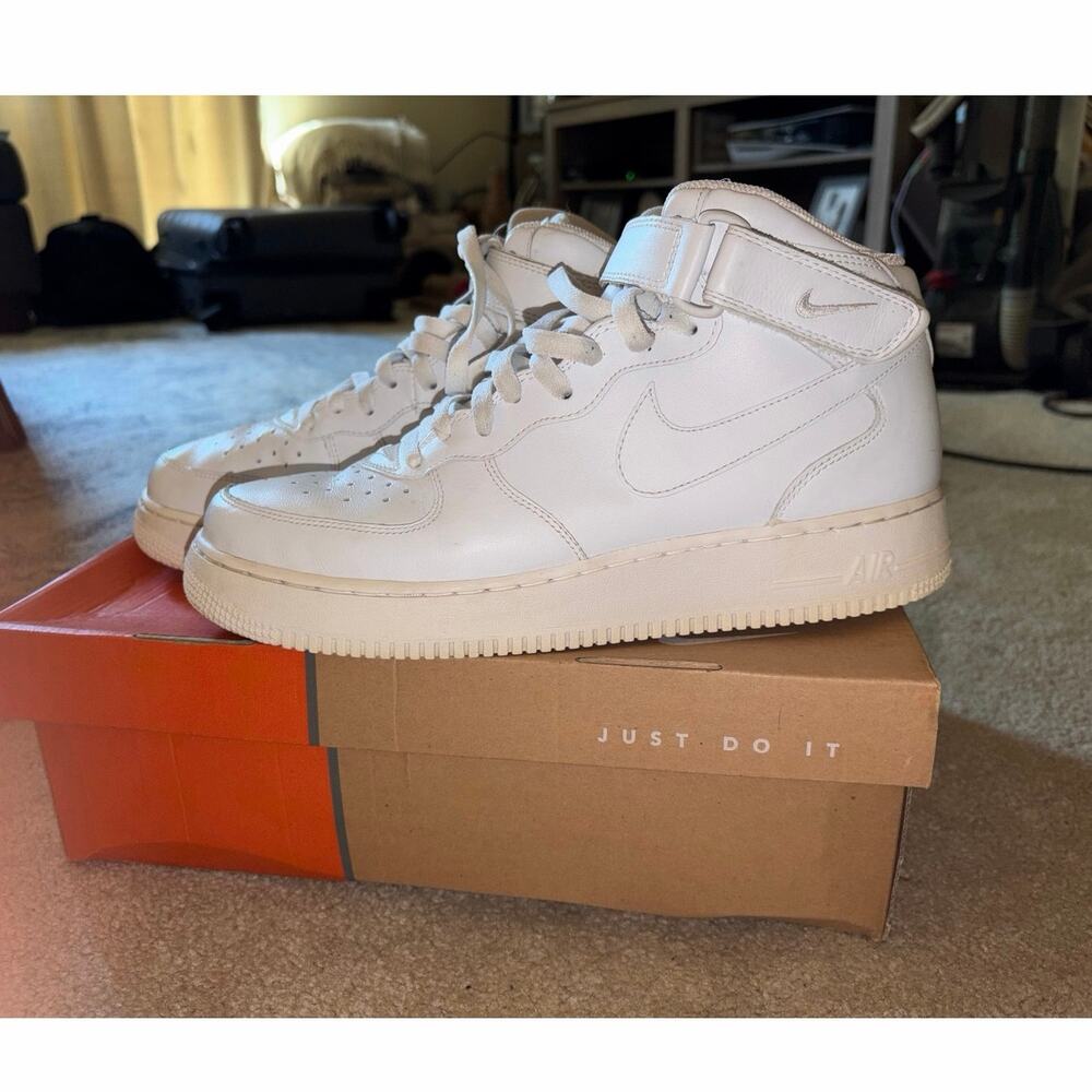Vintage 2005 Nike Air Force 1 Mid '07 Triple White US 11 OG Box Y2K 306352-113
